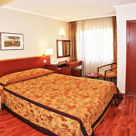 Отель Orient Mintur 3*