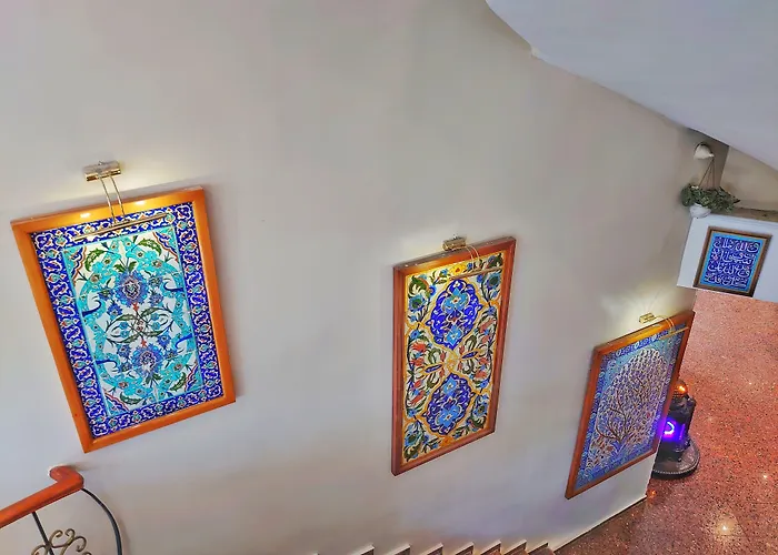 فندق اورينت مينتور 3*